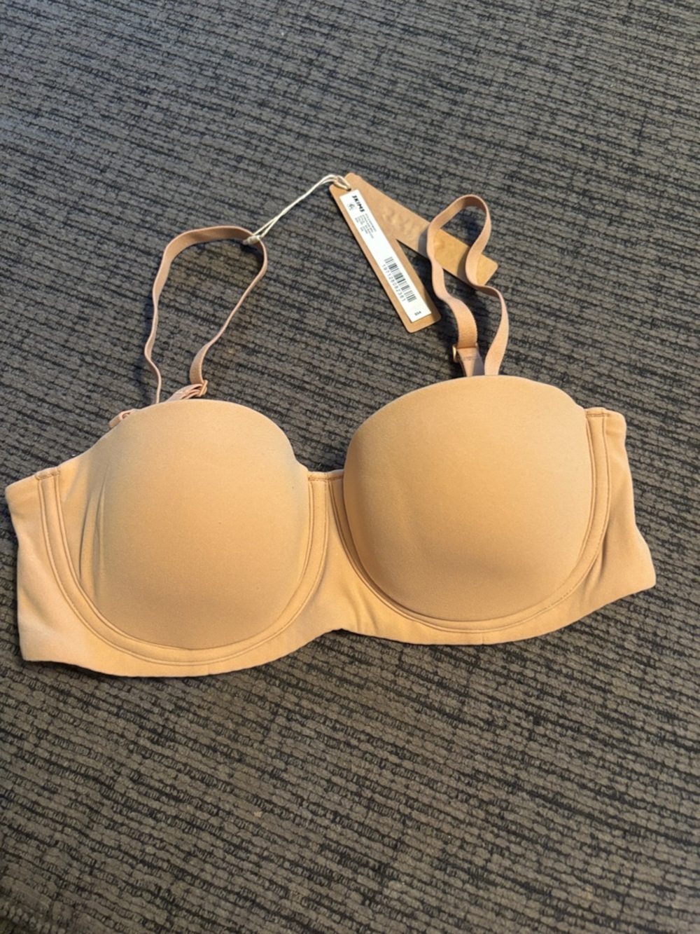 SKIMS Nude Strapless Convertible Bra